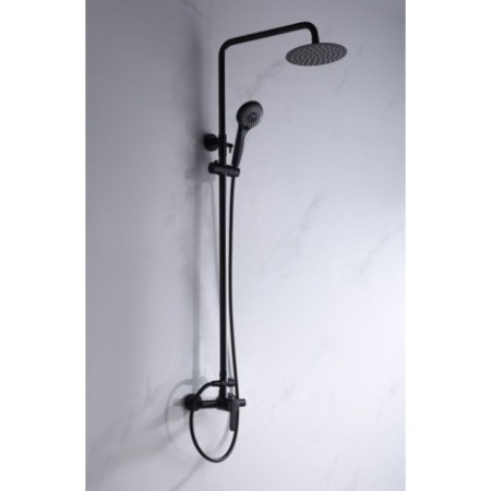 Système de douche extensible chromé de Cozy.