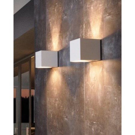 APPLIQUE MURALE LED D’EXTÉRIEUR 10.5 BLANC EGLO 74025